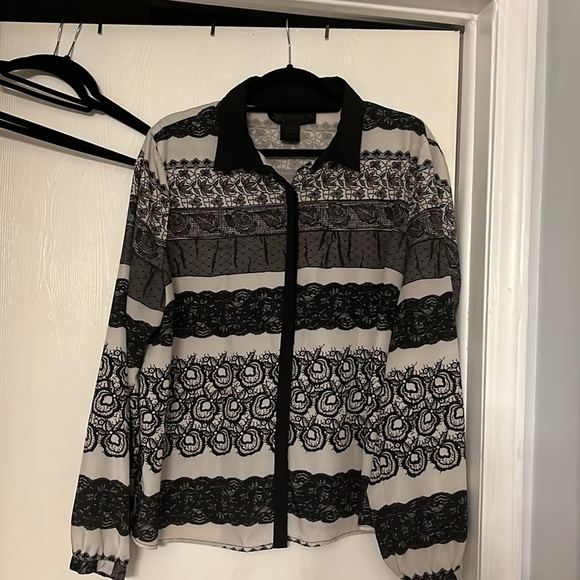 Kardashian collection;vintage black/white pattern shirt;size XL; Great condition - Picture 1 of 6